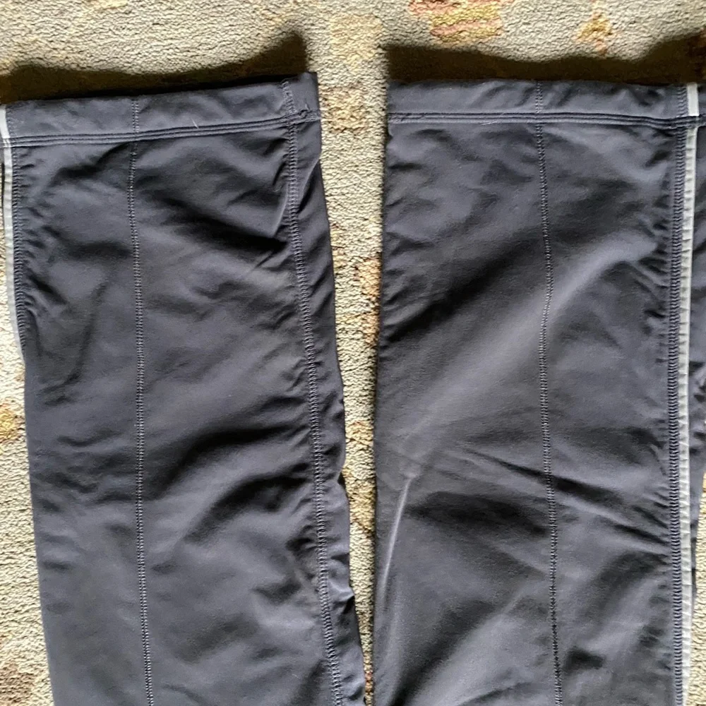 Lululemon track pants - Picture 6 of 9